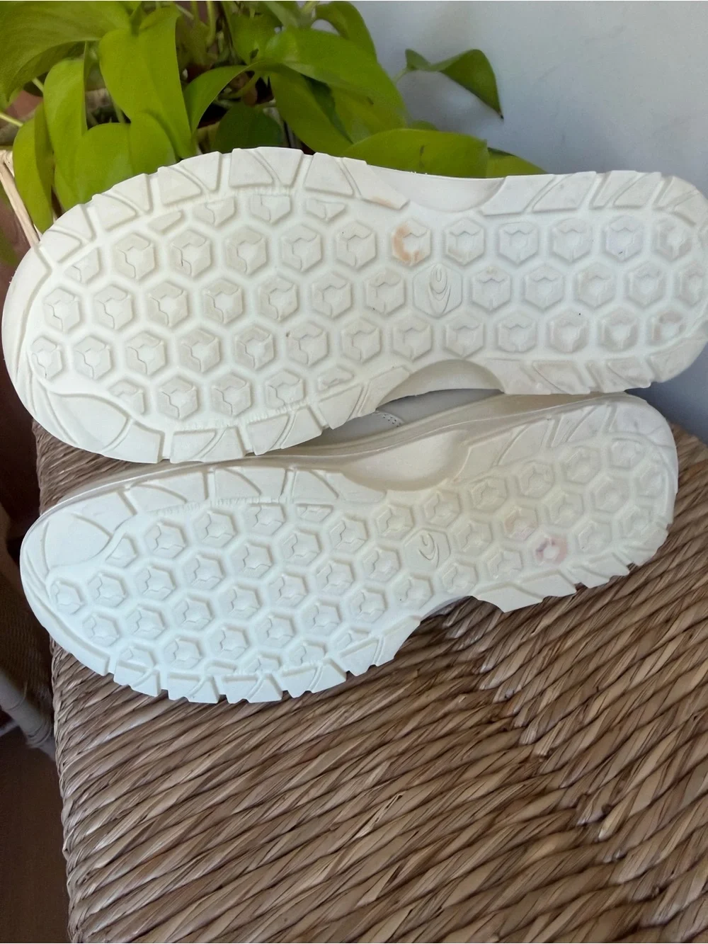 White Men’s Boat-Style Work Shoes with Secure Closure